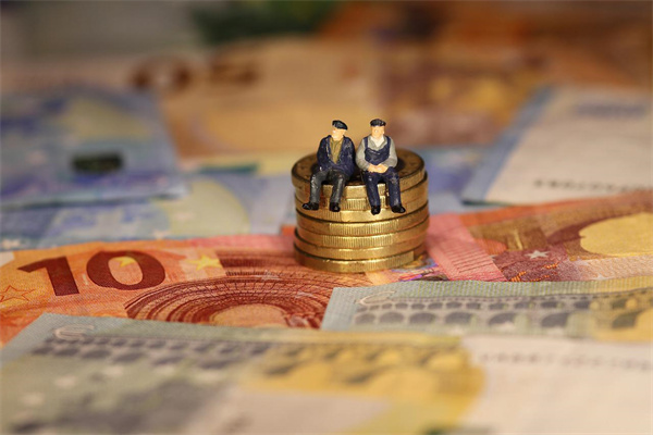 黄金成为地缘金融战争的“缓冲区”